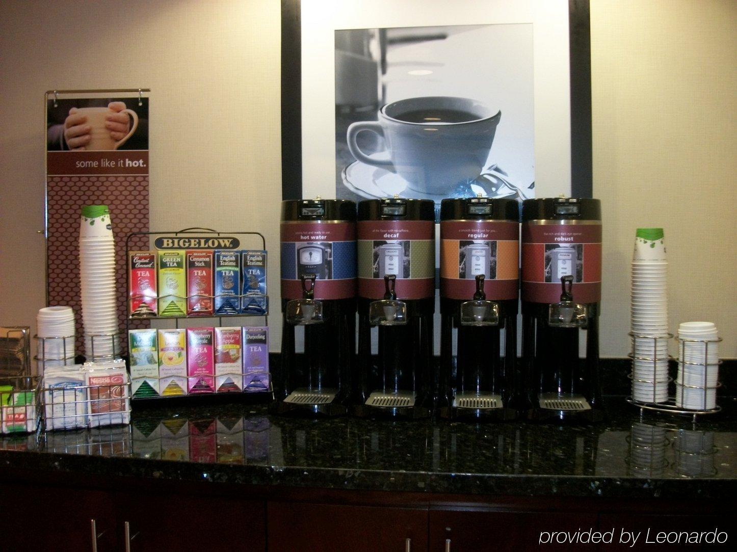 Hampton Inn Alpine Restoran gambar
